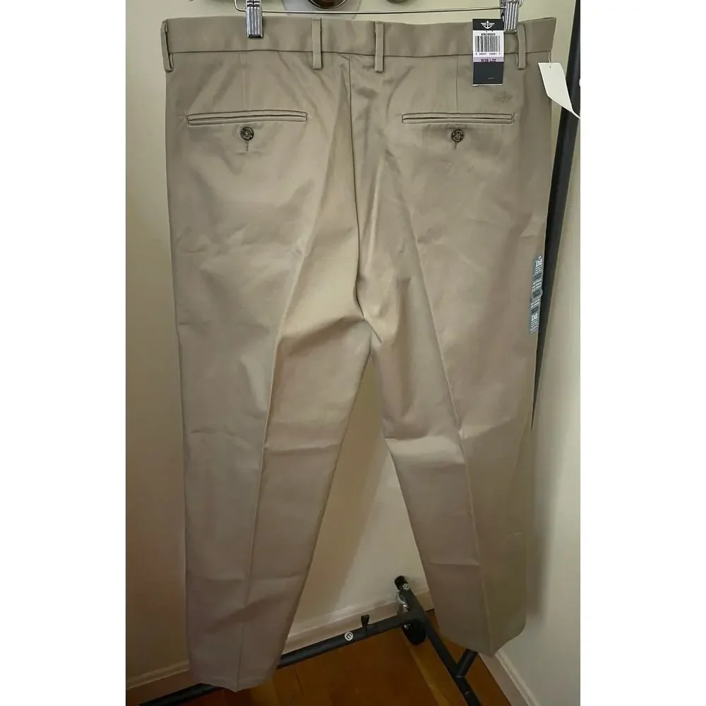 NWT Dockers Mens Pants 38x32 Khakis All Cotton D2 Straight Fit Flat Front Tan